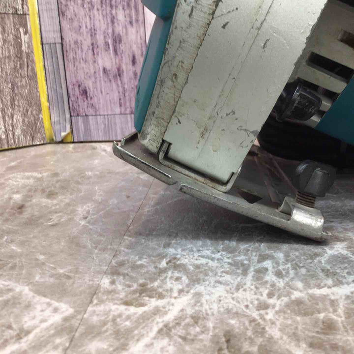 ◇マキタ(makita) 185mm チップソーカッタ 4130N【八潮店】