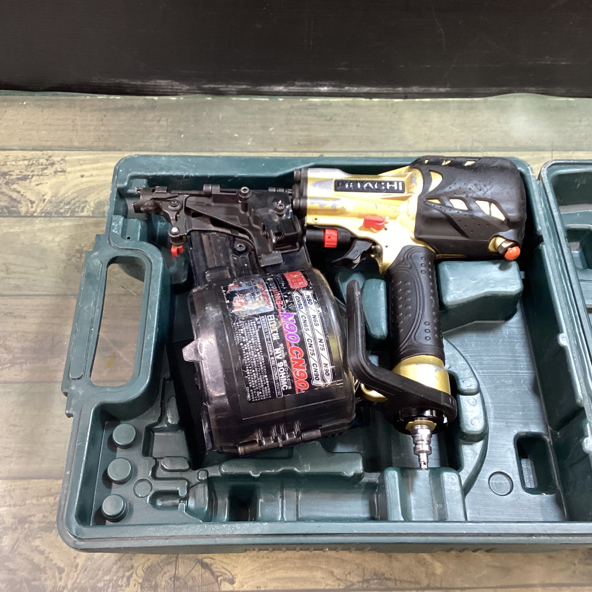 ハイコーキ(HIKOKI ※旧:日立工機) 高圧エア釘打ち機 NV90HM