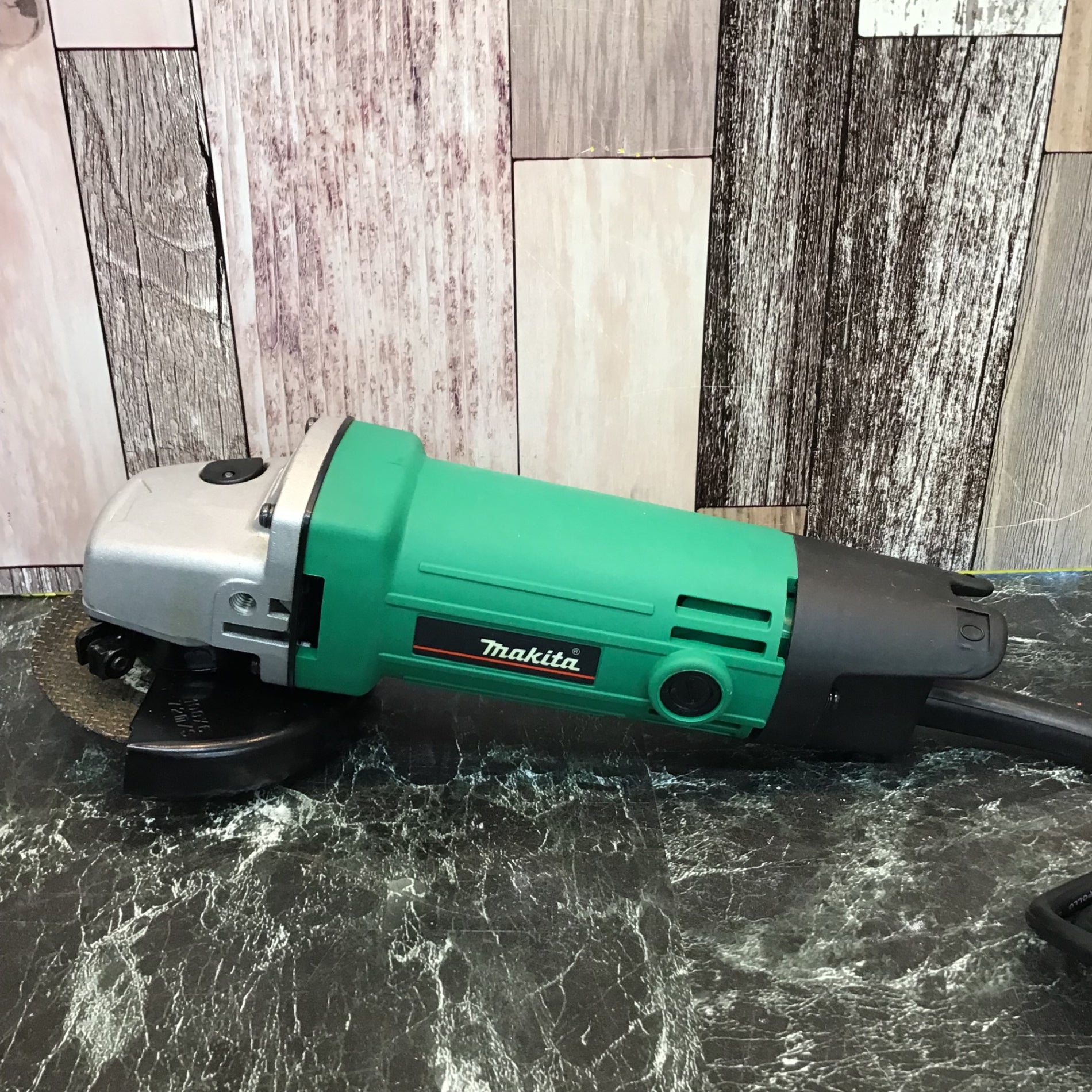 〇マキタ(makita) ディスクグラインダー M959【八潮店】 – アクト