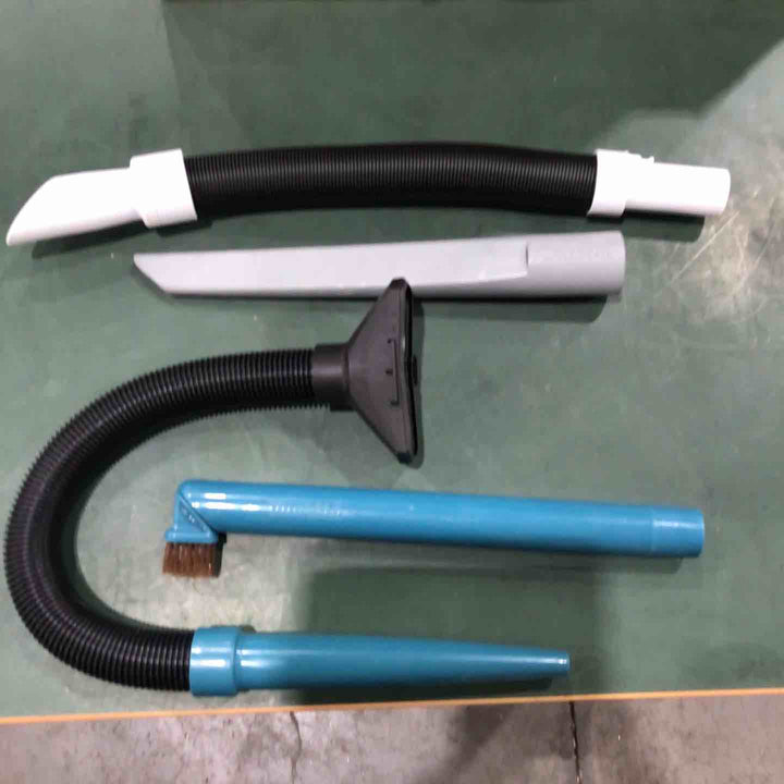 ◇マキタ(makita) コードレス掃除機(充電式クリーナー) CL121DSH【川口店】