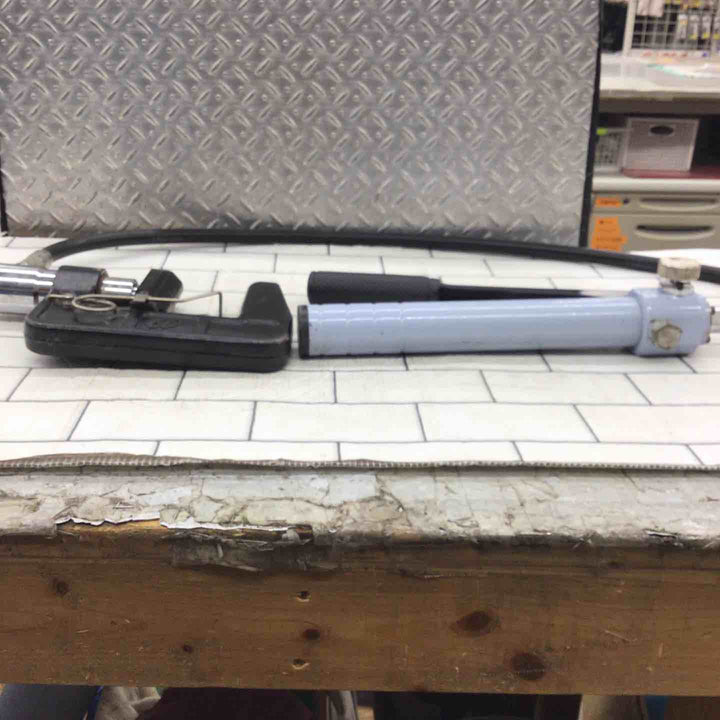 ★亀倉 手動油圧式パイプ断水機 SS-30【所沢店】