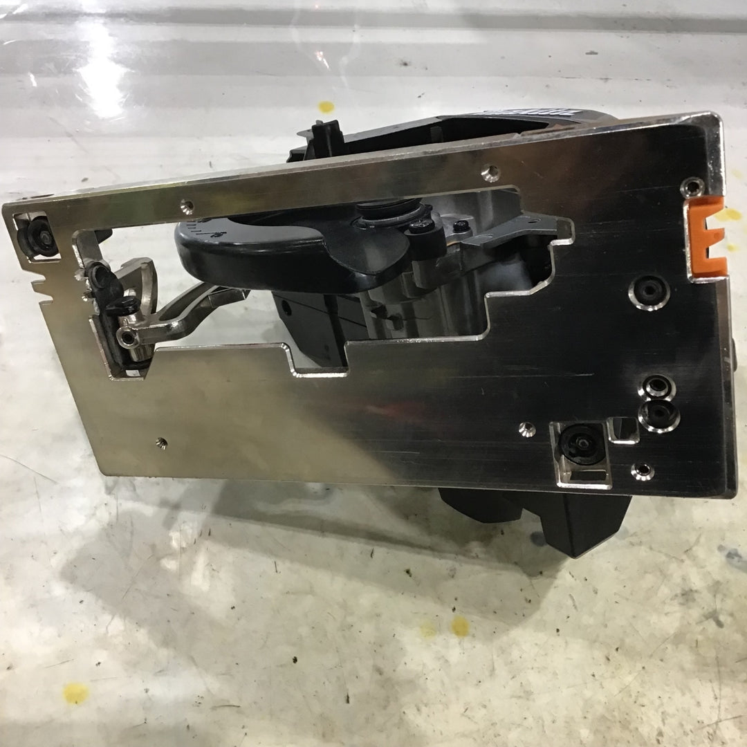 ★マキタ(makita) コードレス丸のこ HS001GZB【川口店】