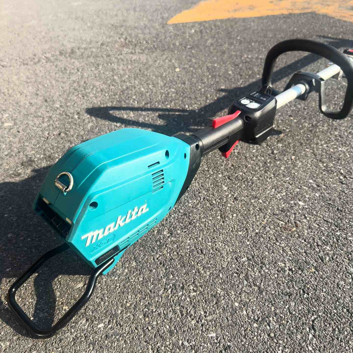 【美品中古・バッテリ、充電器別】 マキタ makita 40Vmax コードレス草刈機 MUX01G 充電式スプリット 刈払いアタッチメント 【桶川店】