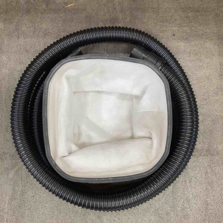 マキタ(makita) 集じん機 乾湿両用 VC1520【川崎店】