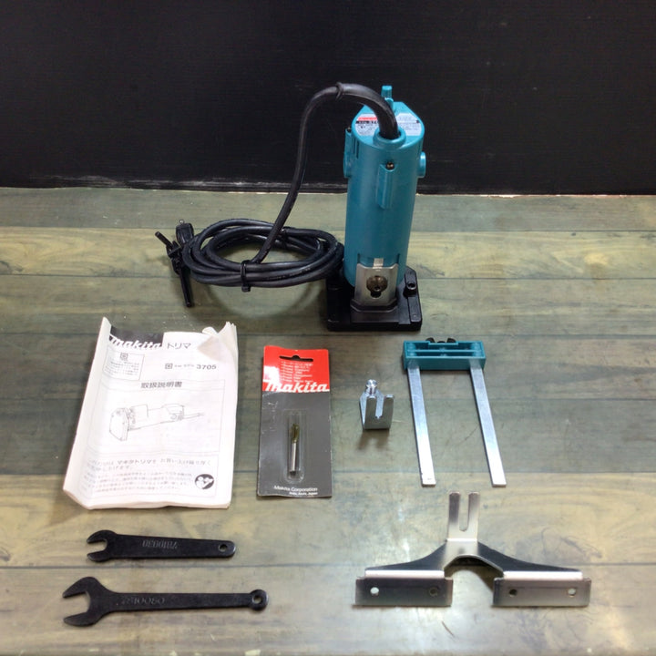〇マキタ(makita) トリマ チャック孔径6mm 3705【東大和店】