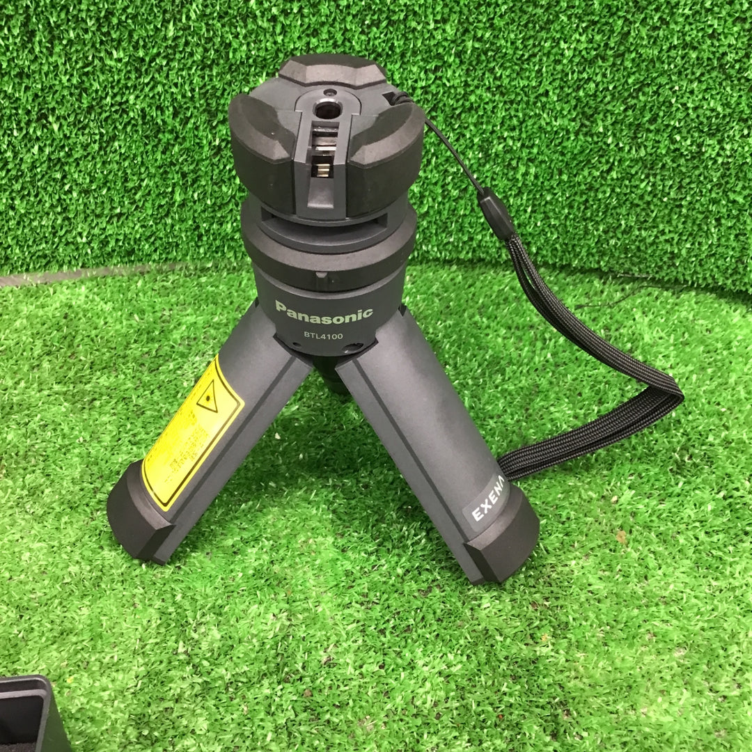 【サマーセール!未使用品】パナソニック(Panasonic) レーザー墨出し器   グリーンレーザー レーザーマーカー 墨出し名人 BTL4100【桶川店】