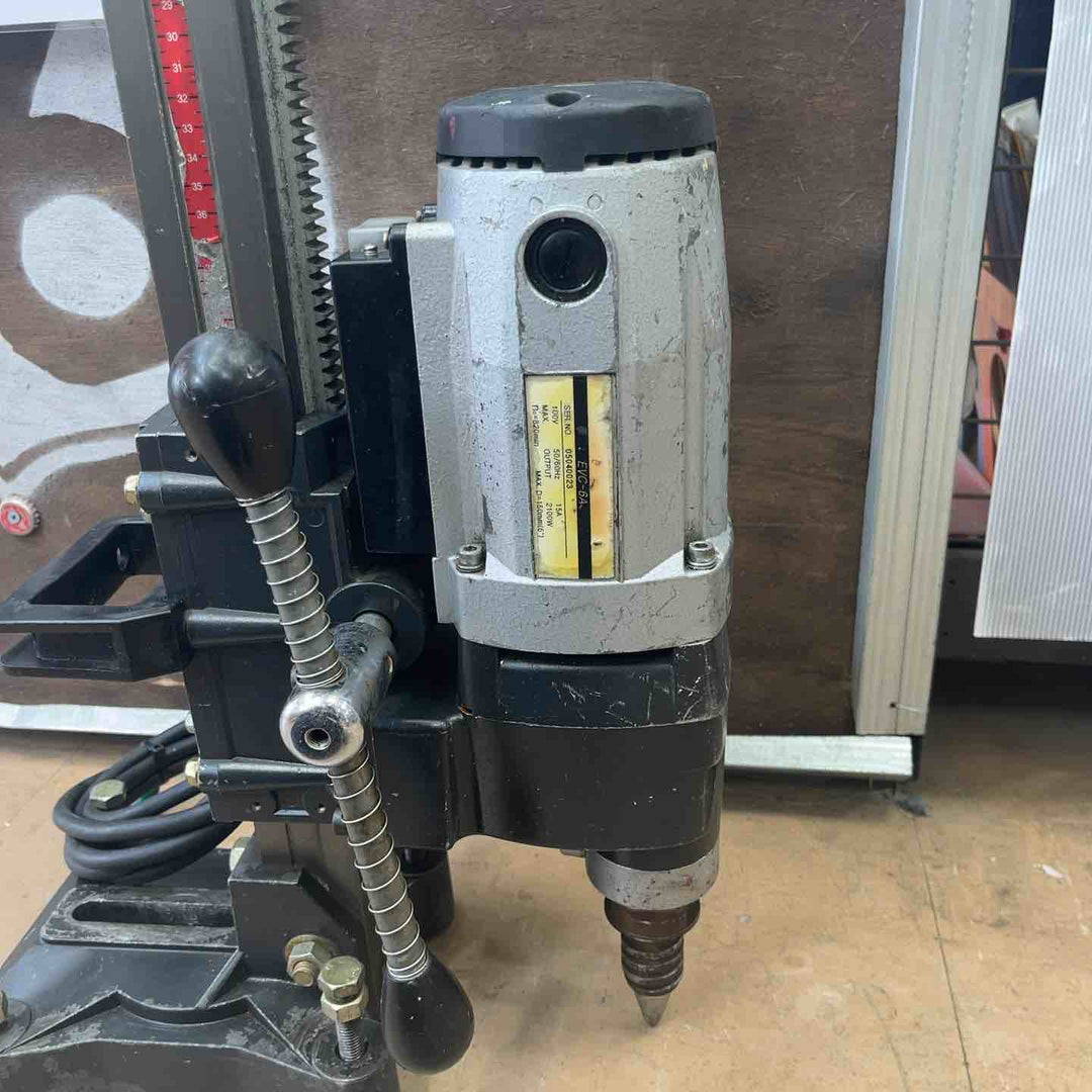 メーカー不明 コアドリル EVO-6A  ベース付き【草加店】