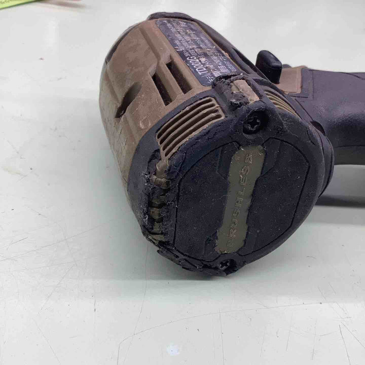 ジャンク★マキタ(makita) コードレスインパクトドライバー TD002GZOライト点滅しない【越谷店】