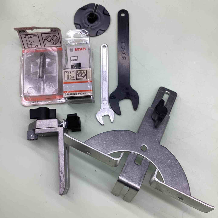 ボッシュ(BOSCH) パワートリマー PMR500 トリミング 切削 調整 スピンドルロック ビット昇降 くぼみ鍵穴 加工 お皿【越谷店】