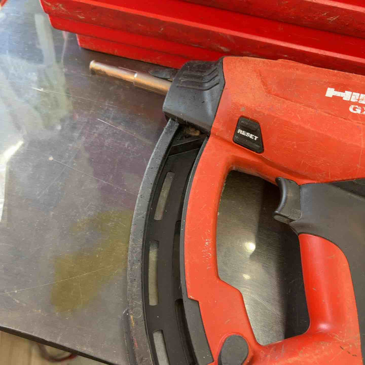 ◇ヒルティ(HILTI) ガス式鋲打機 GX120【八潮店】