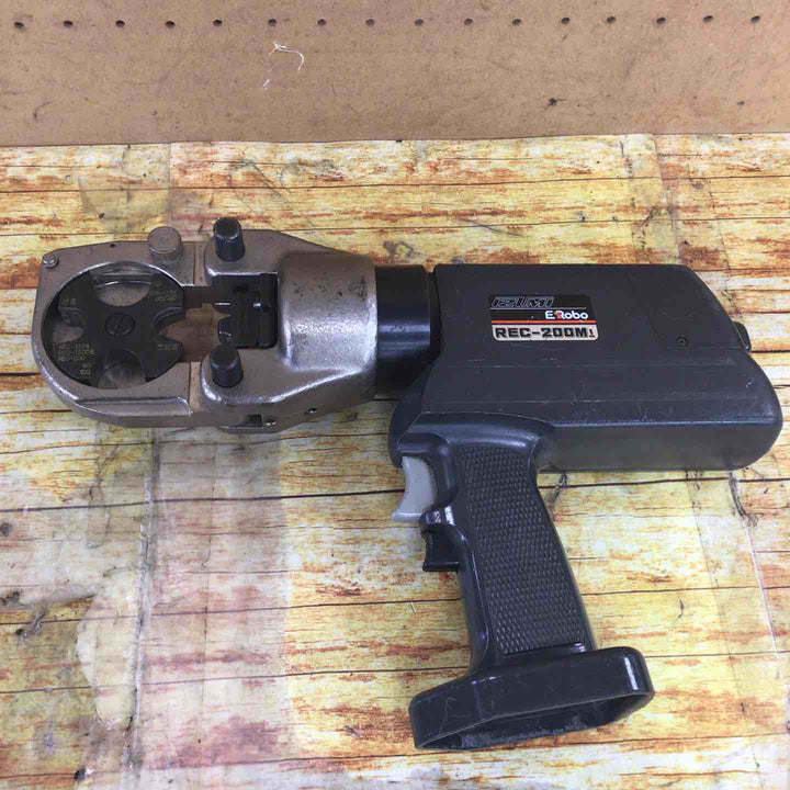 ◇泉精器(IZUMI) コードレス油圧式圧着工具 REC-200M2H【川崎店】