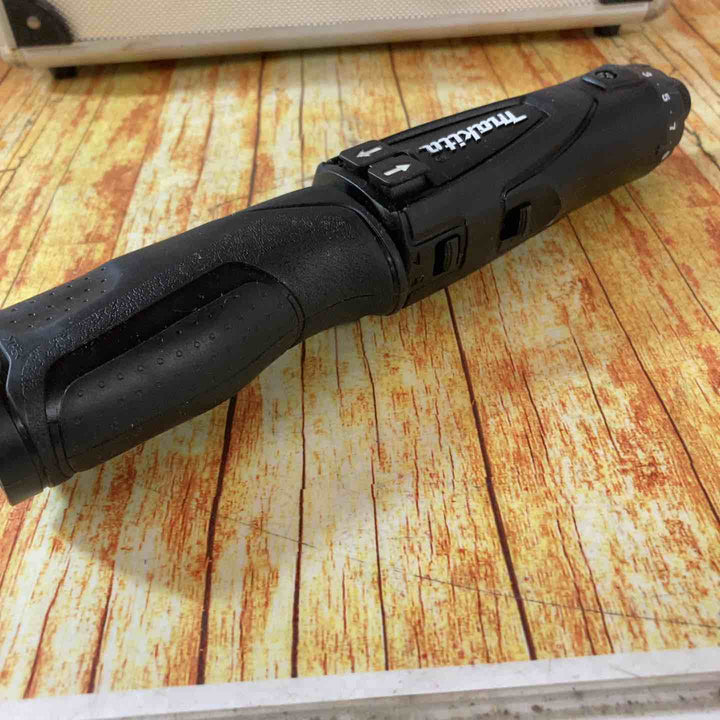 マキタ 充電式ペンドライバドリル DF010DSB【川崎店】