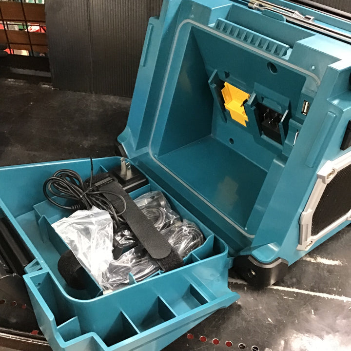 ☆マキタ(makita) コードレスラジオ付テレビ TV100【草加店】