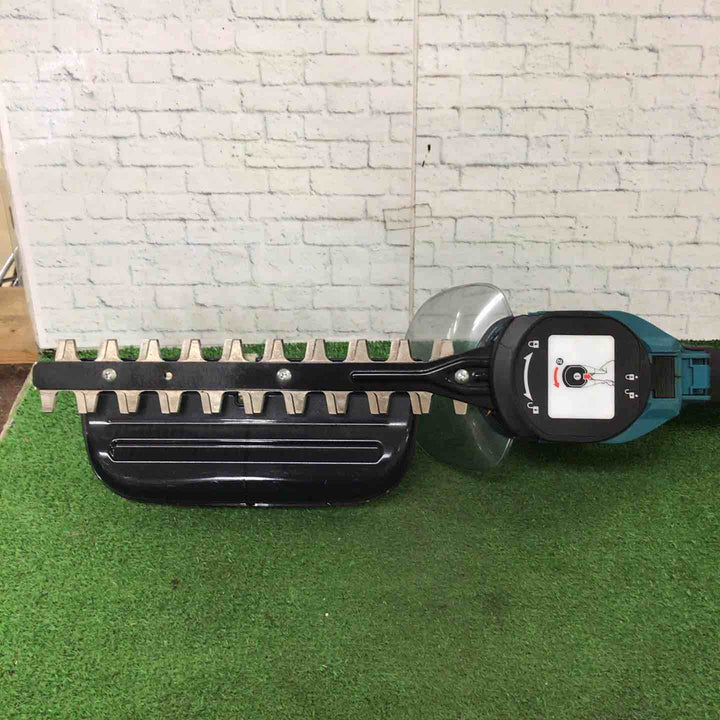 ◇マキタ(makita) コードレスミニ生垣バリカン MUH266DZ【町田店】