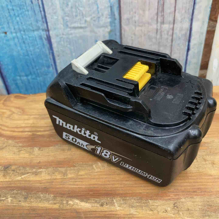 【中古品】☆マキタ(makita) コードレスサイクロン掃除機 CL500DZ バッテリー1個付き♪【柏店】