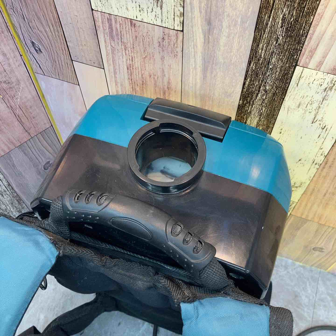 ☆マキタ(makita) コードレス背負い集じん機 VC260DZ【八潮店】