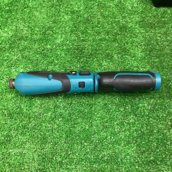 ☆マキタ(makita) コードレスペンインパクトドライバ TD021DSHSP【川越店】