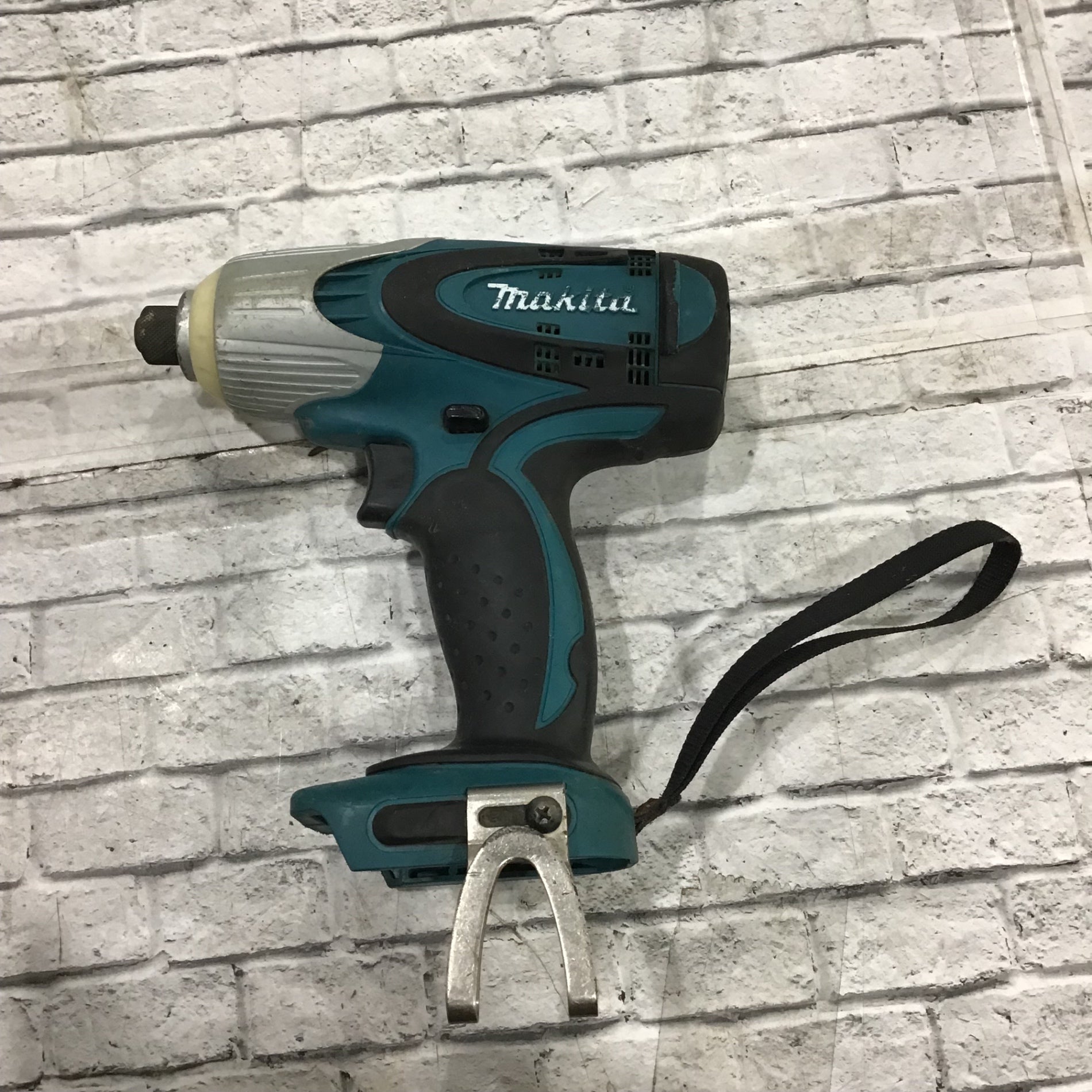 ☆マキタ(makita) コードレスソフトインパクトドライバー TS130DZ 