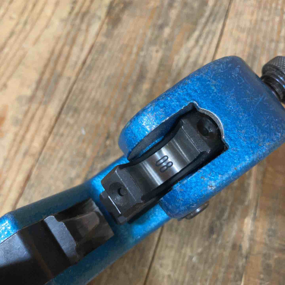 ◇ロブスター(LOBSTER) 強力型圧着工具 裸圧着端子・裸圧着スリーブ(P・B)用 AK-100 (AK100)【所沢店】