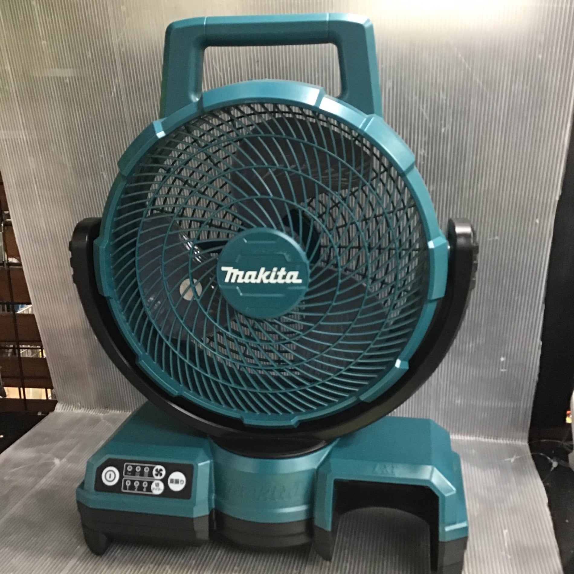 ☆マキタ(makita) コードレスファン CF203DZ【八潮店】 ☆マキタ