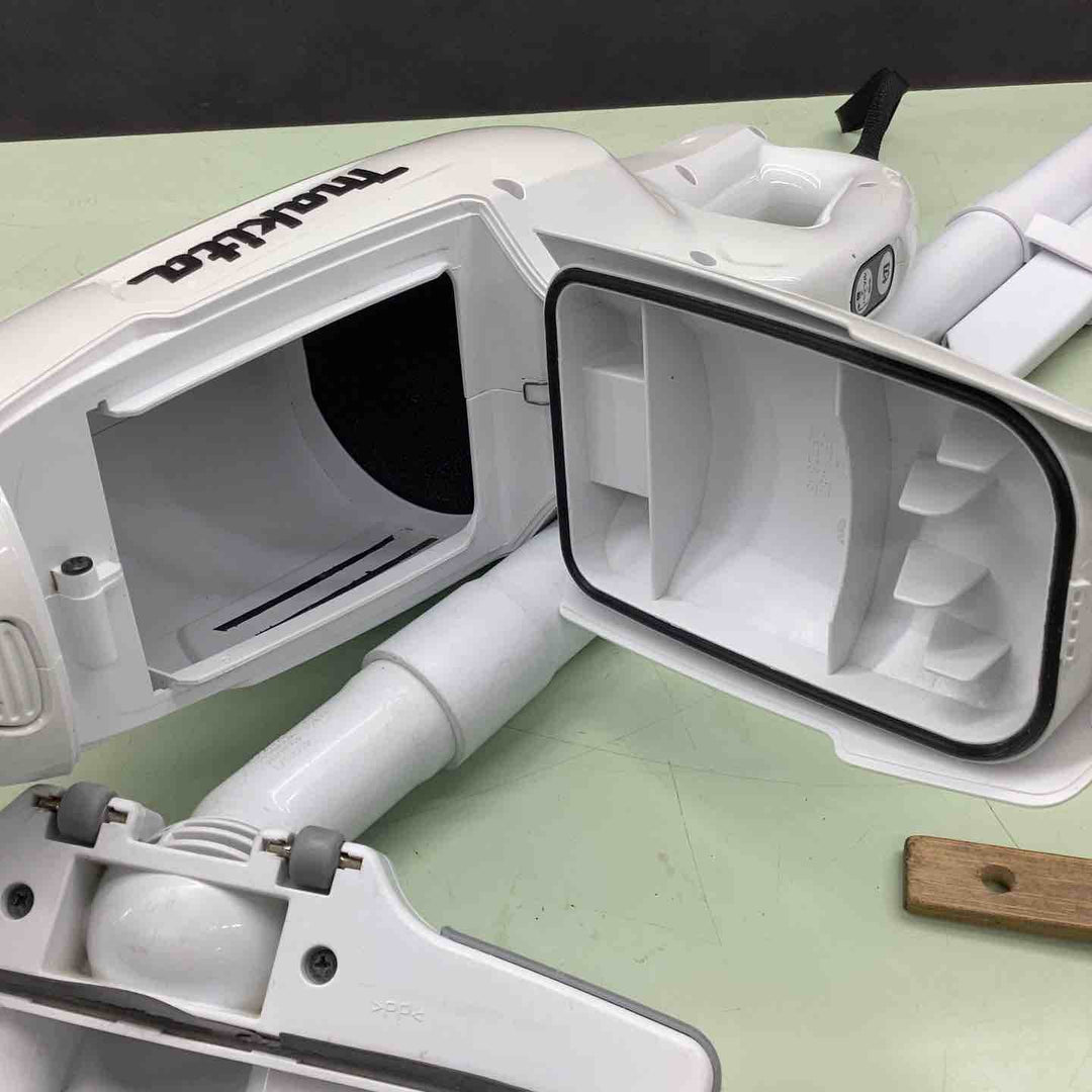 ◇マキタ(makita) コードレスクリーナ CL107FDZW【越谷店】