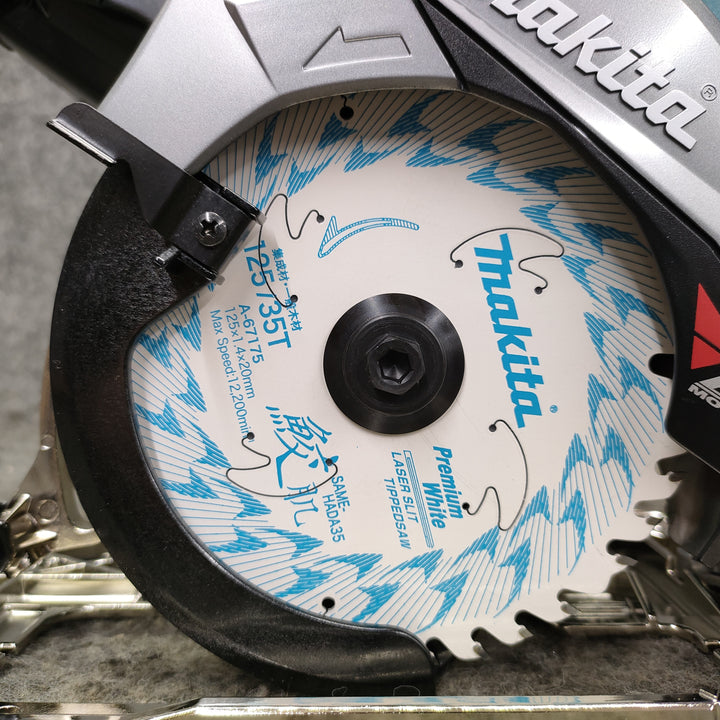 ★マキタ(makita) 40Vmax HS005GRDX 際切マルノコ 鮫肌 125mm 急速充電器+純正バッテリ2個付【岩槻店】