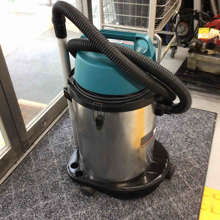 ◇マキタ(makita) 集じん機 406【戸田店】