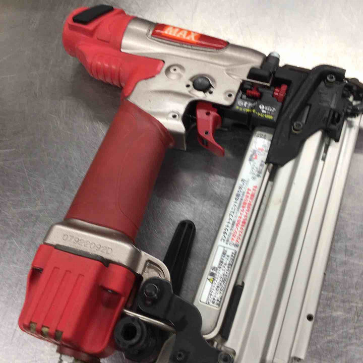 【中古品】★マックス(MAX) 高圧フィニッシュネイラ HA-55SF1(D) ケースなしです【戸田店】