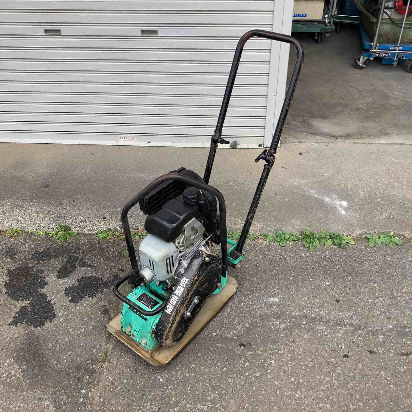 三笠　プレート　MVC-F40 プレートコンパクター | MVC-F40HSW(中折れハンドル型) | 三笠