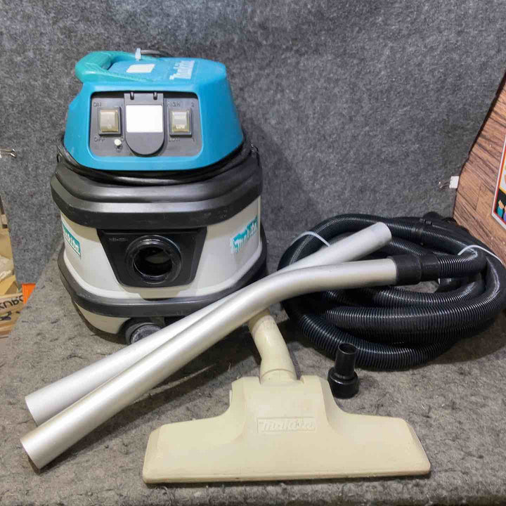 ◇マキタ(makita) 乾式 集じん機 482(P)【桶川店】