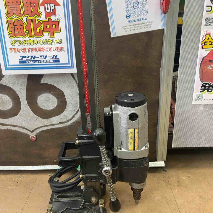 メーカー不明 コアドリル EVO-6A  ベース付き【草加店】