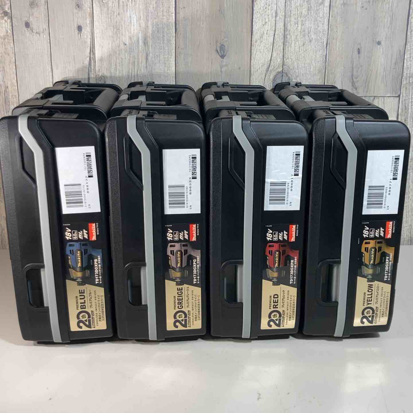 ◇マキタ18V充電式インパクトドライバ 4台セットTD173DGXPB・ PY・PG