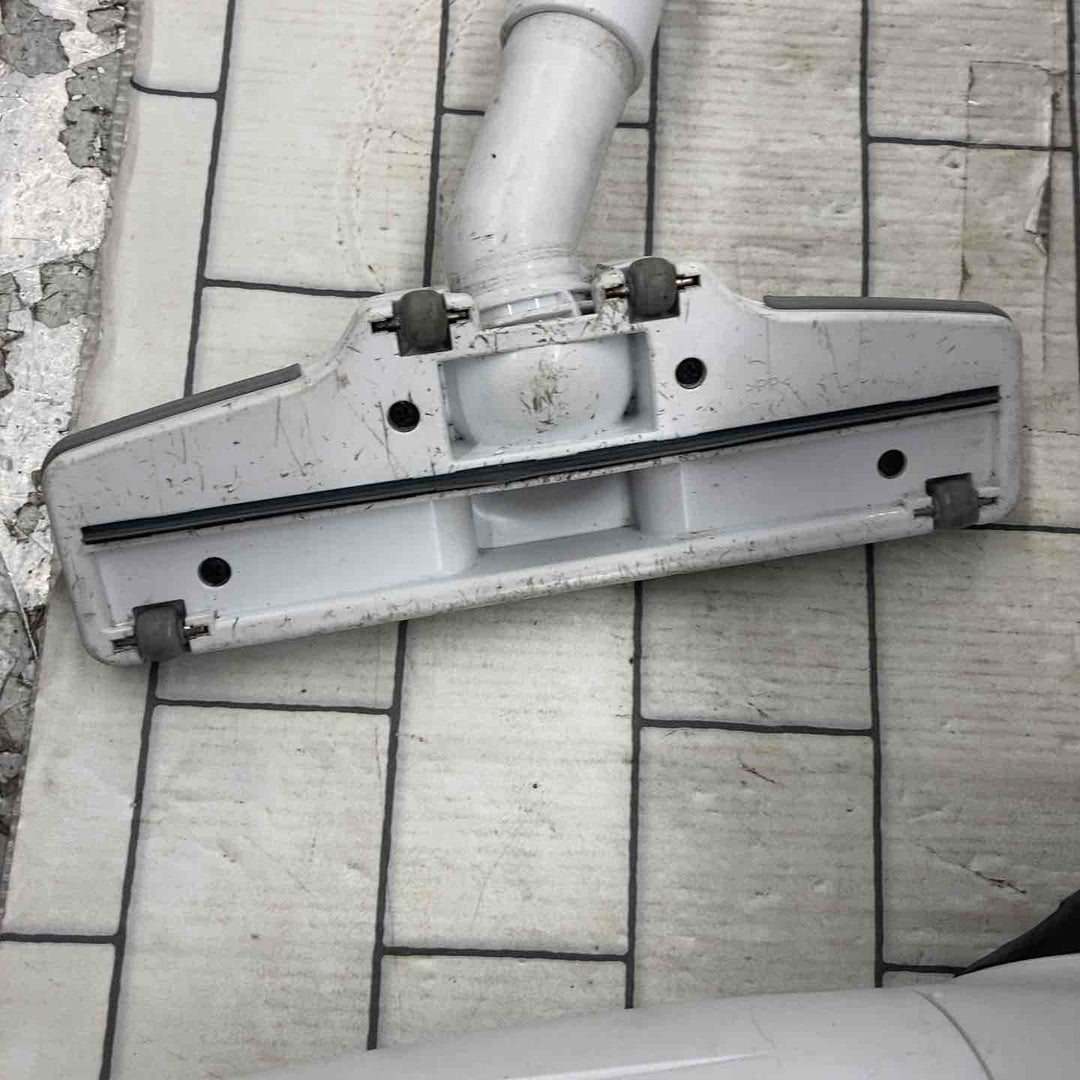 ☆マキタ(makita) コードレスクリーナー CL181FDZW【所沢店】