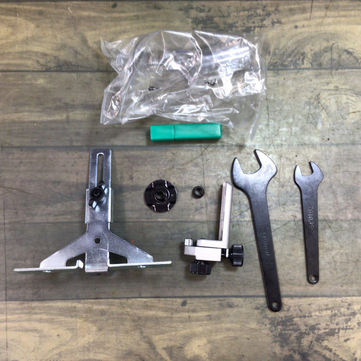 マキタ(makita) コードレストリマー RT40DRG 【東大和店】