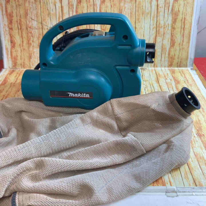 ◇マキタ 小型集じん機 450(P)【川崎店】
