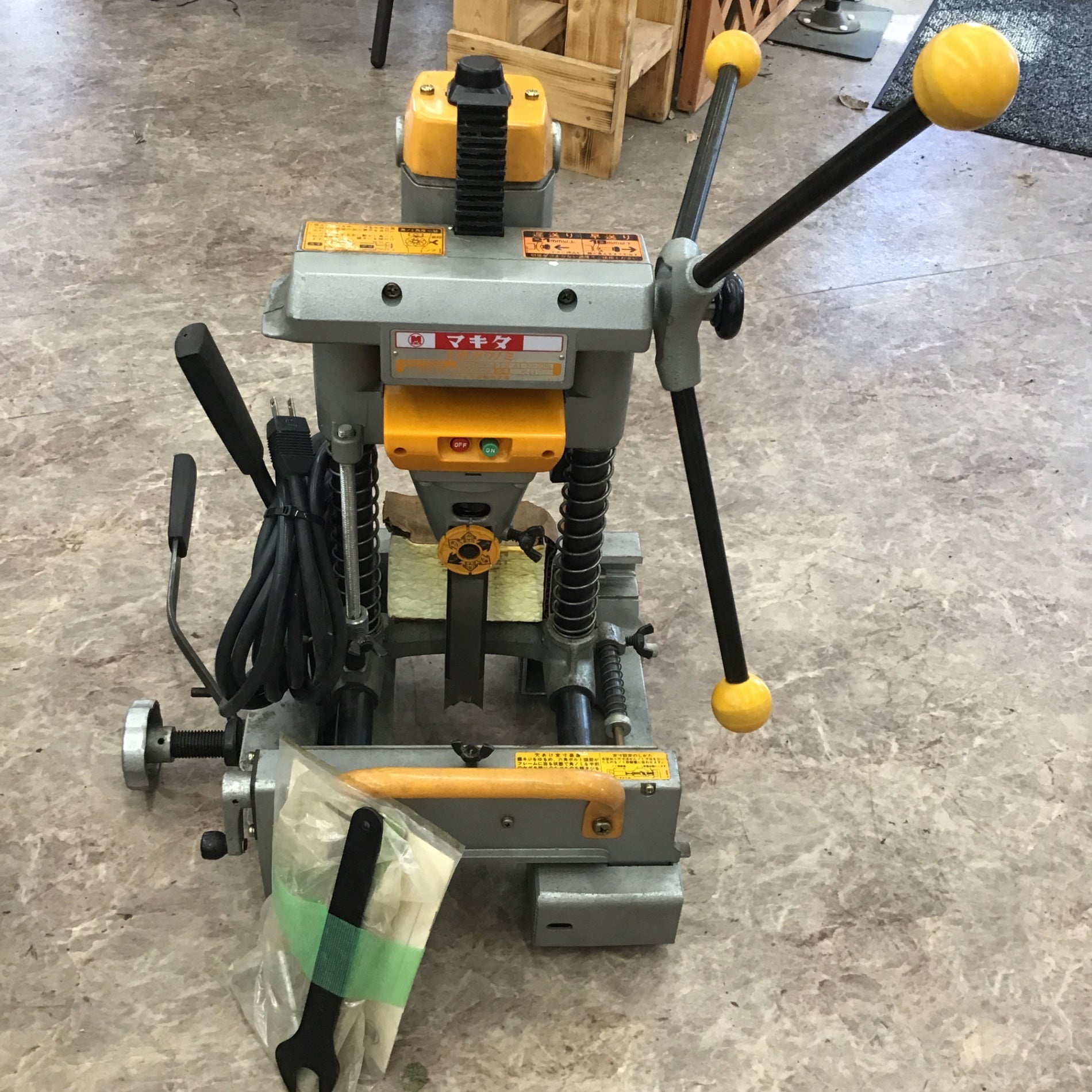 5Xefsph4Y95SppxVSjvSxX3l5VZQud