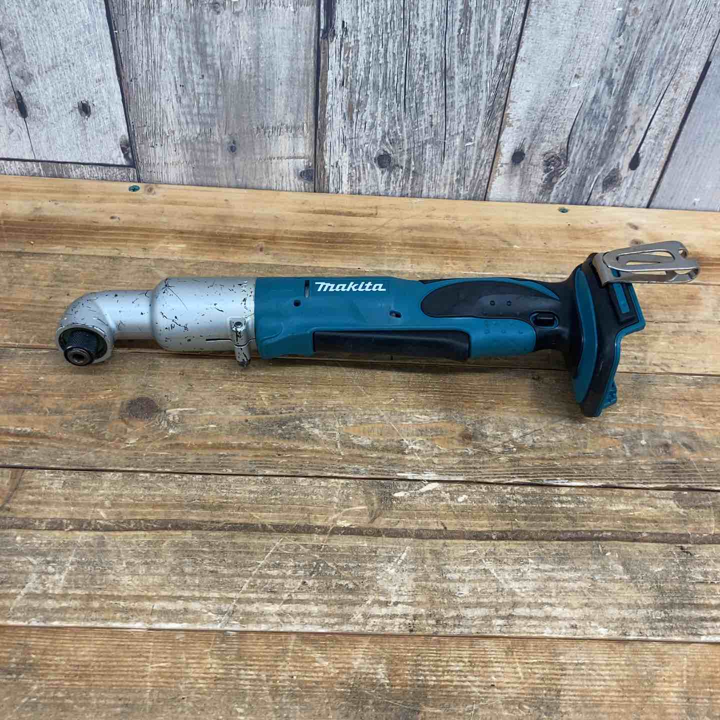 中古品】 マキタ(makita) 充電式アングルインパクトドライバ 18V 