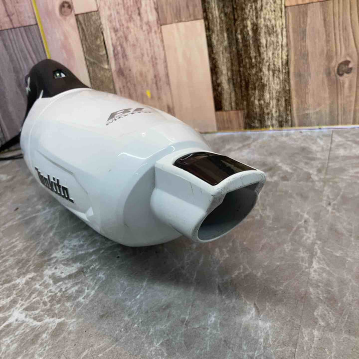 ◇マキタ(makita) コードレスクリーナー CL281FDZCW【八潮店】