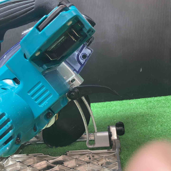 【中古品】★マキタ(makita) コードレス防じん丸のこ KS511DZ【岩槻店】