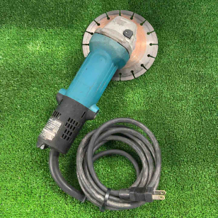 ☆マキタ(makita) 125mm ディスクグラインダ 9535B【草加店】