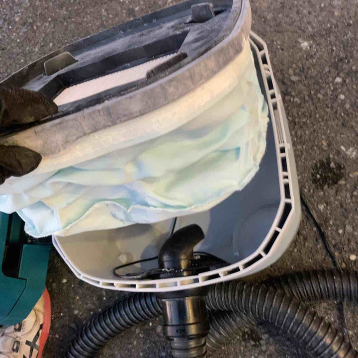 ★マキタ(makita) 集じん機 乾式 VC1530【町田店】