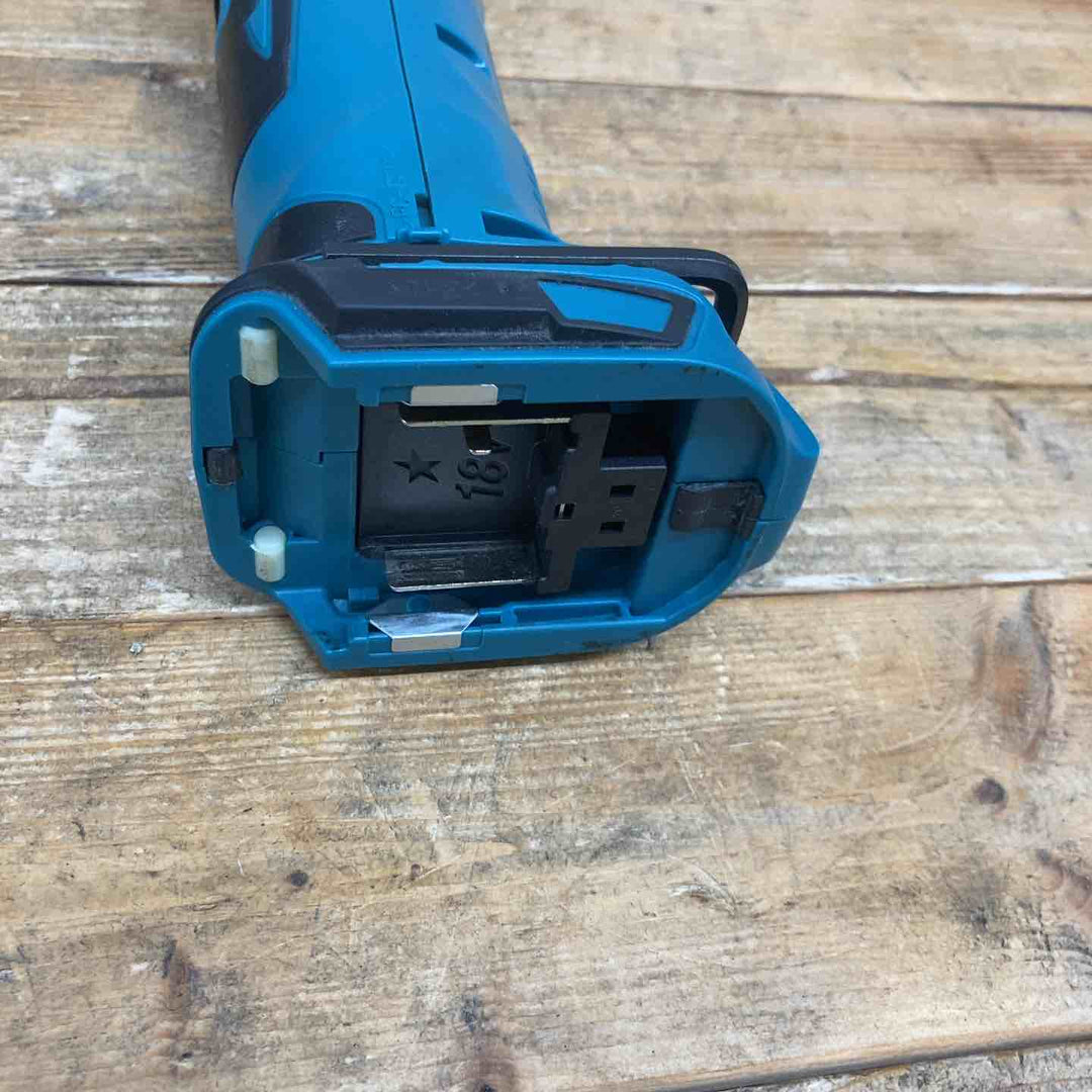 【中古品】 【フルセット品】 マキタ(makita) コードレスマルチツール TM50DRF 【東大和店】