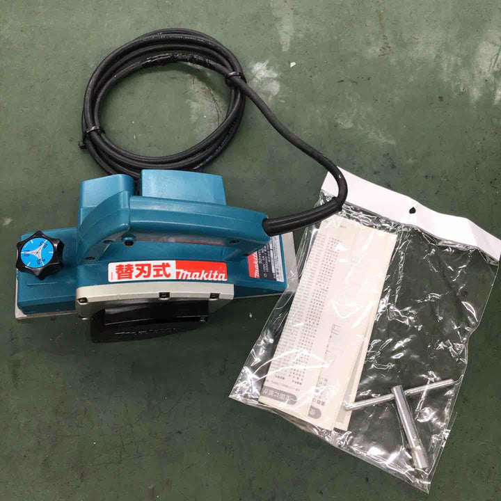 ☆マキタ(makita) 電気カンナ 1900BASP1【戸田店】