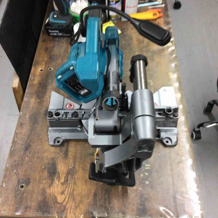 ★マキタ(makita) コードレススライドマルノコ LS001GZ【戸田店】