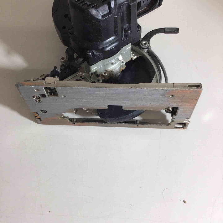 ★マキタ(makita) コードレス丸のこ HS631DZB【戸田店】