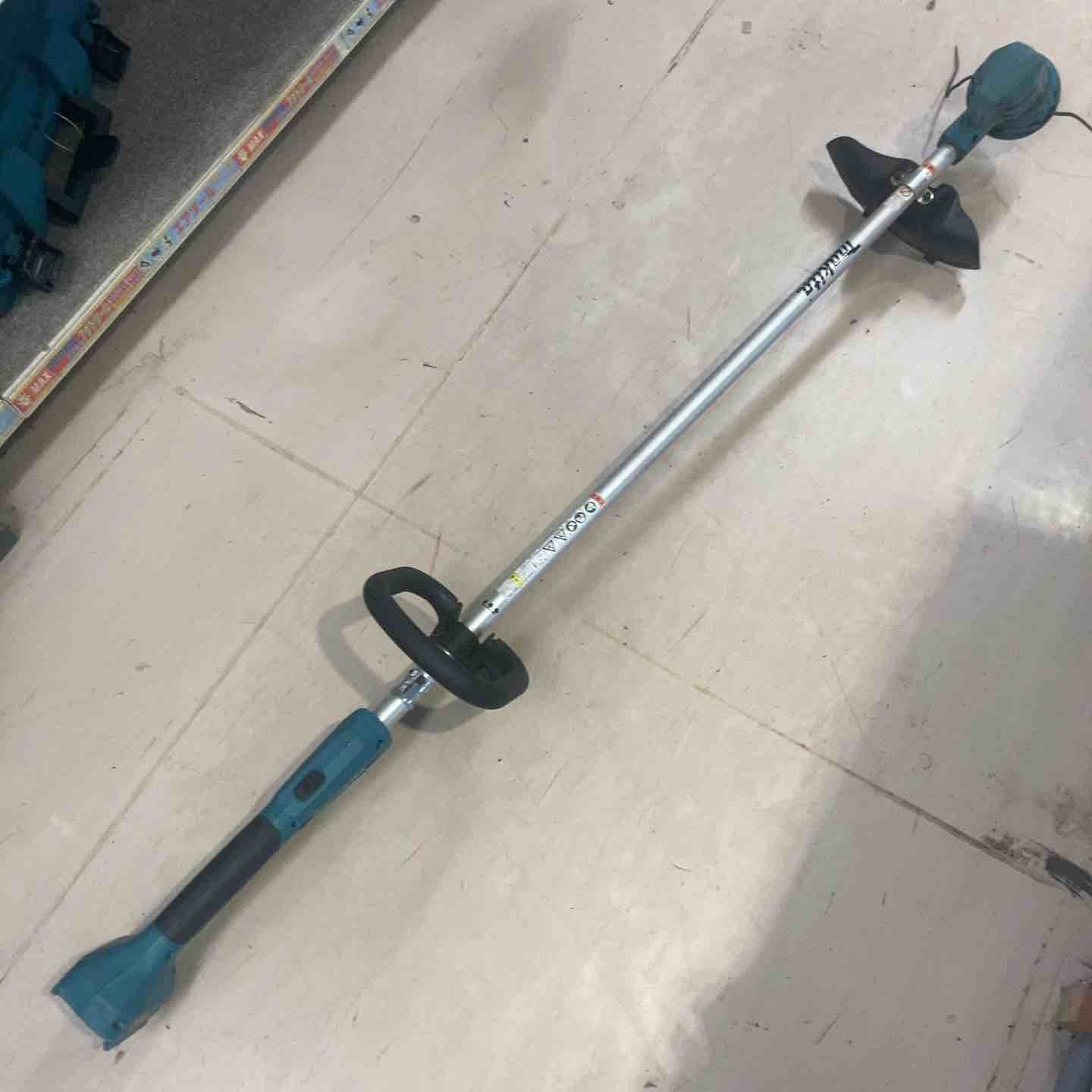 ◇マキタ(makita) コードレス刈払機 MUR194DZ ループハンドル【町田店