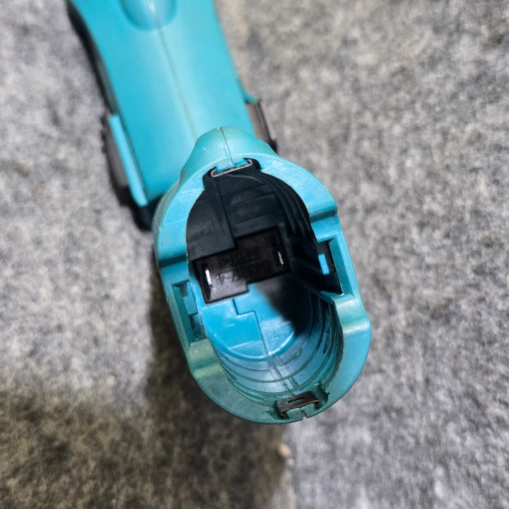 【中古品・ケース代替品】マキタ(makita)コードレスペンインパクトドライバ TD020DS【桶川店】