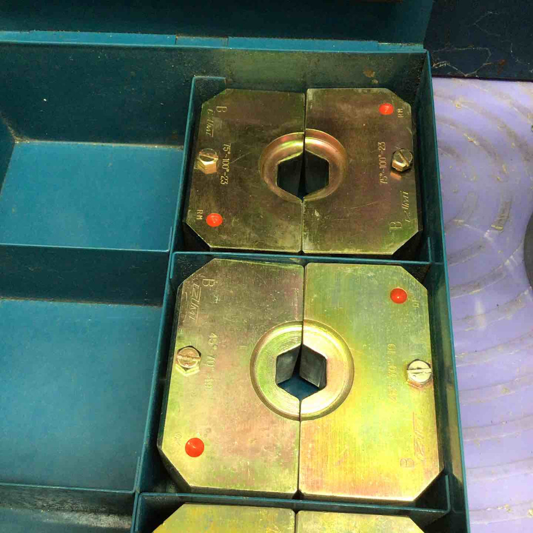 ◇泉精器(IZUMI) 油圧圧縮工具 EP-520C【八潮店】