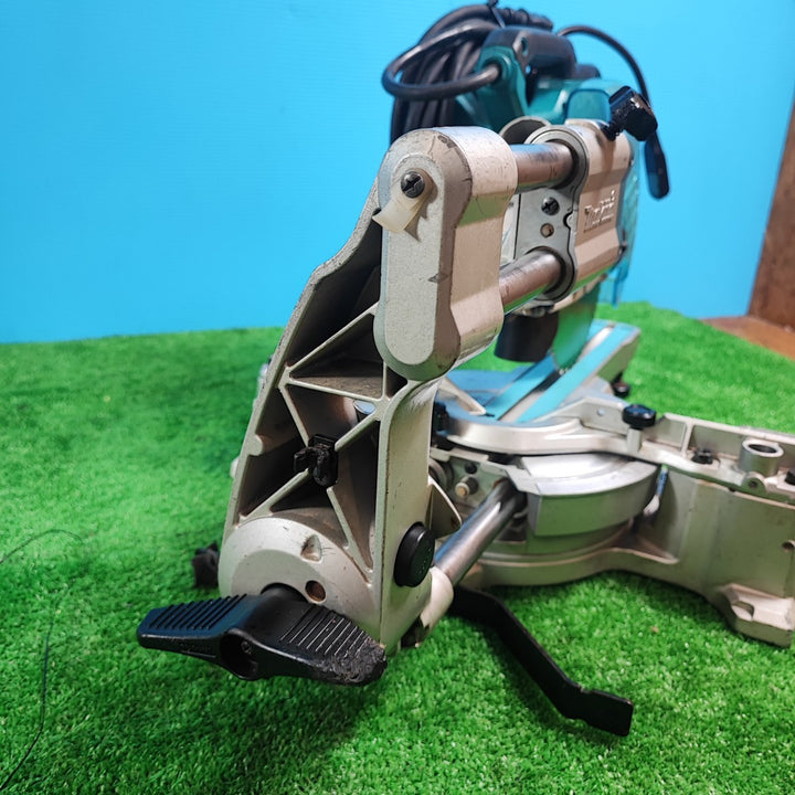 【店頭受取り限定】★マキタ(makita) スライドマルノコ LS0613FL【岩槻店】
