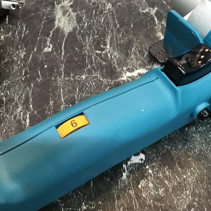 ☆マキタ(makita) ベルトサンダー 9032【八潮店】